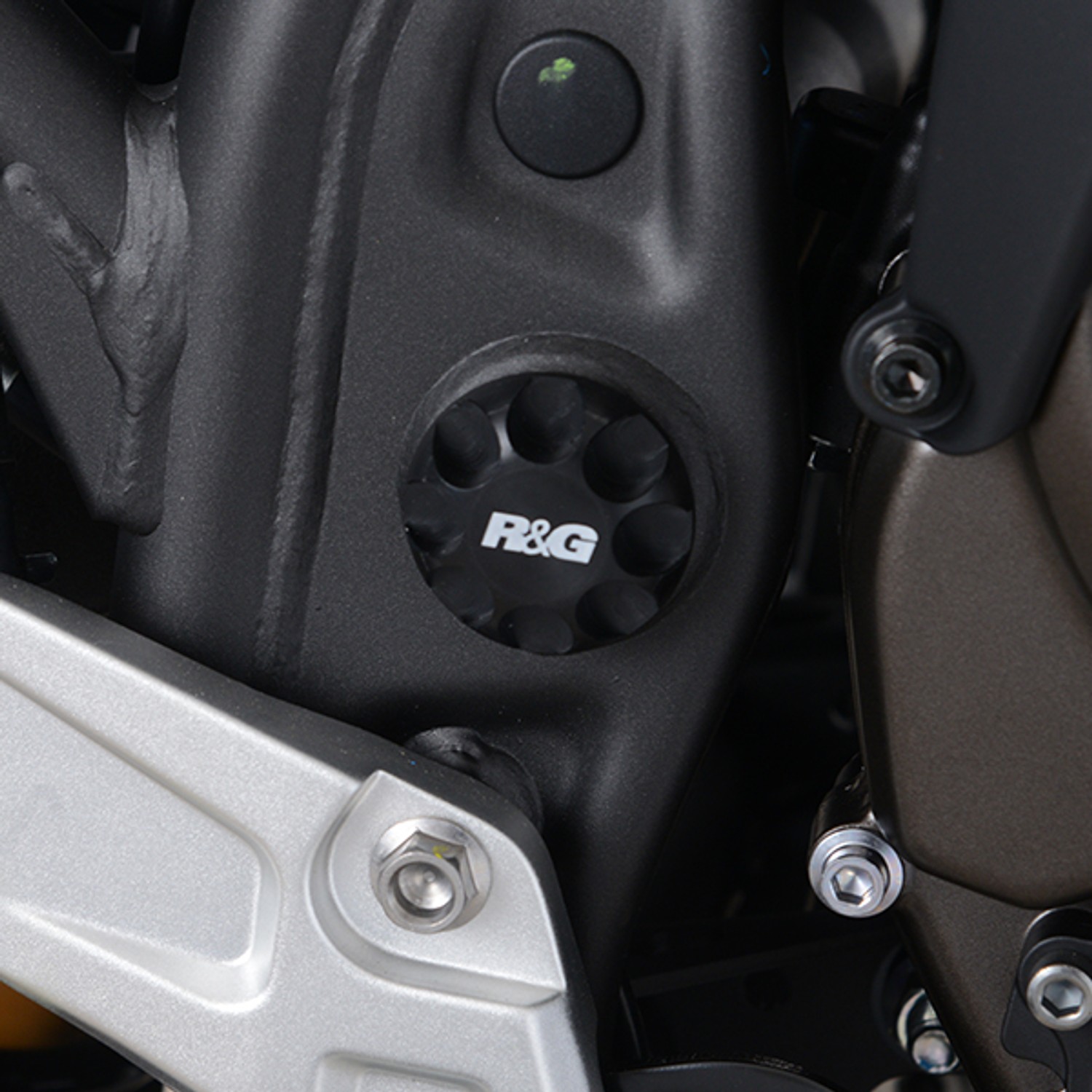 R&G Racing Frame Plug (single, LHS) for Yamaha XTZ700 Tenere '19-'22 R&G Racing Frame Plug (single, LHS) for Yamaha XTZ700 Tenere '19-'22